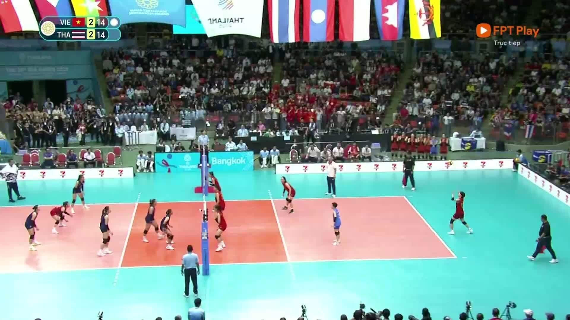 Việt Nam thua sát nút Thái Lan ở chung kết bóng chuyền nữ