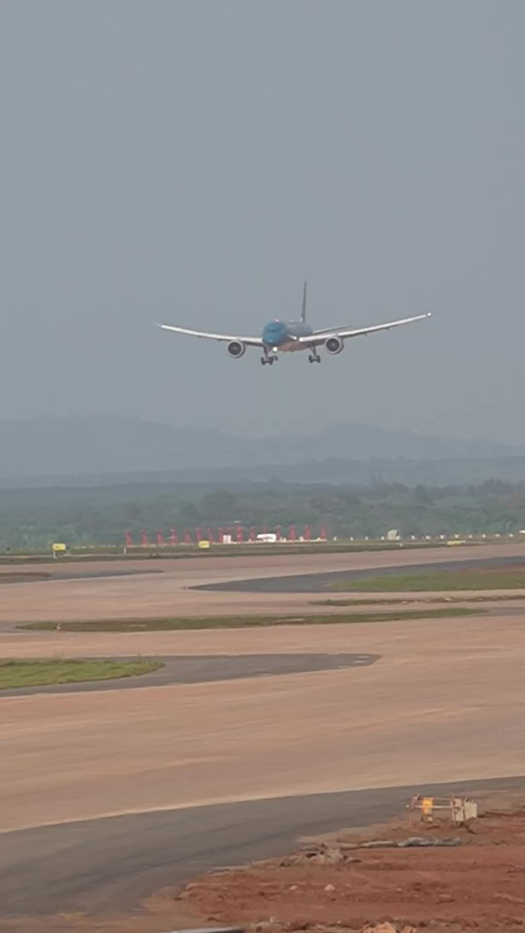 Chuyến bay kỹ thuật đầu tiên tại sân bay Long Thành