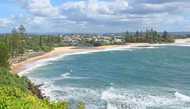 Thiếu nữ 17 tuổi tử vong sau khi chụp ảnh tại một điểm ngắm cảnh nổi tiếng - Ảnh 1.