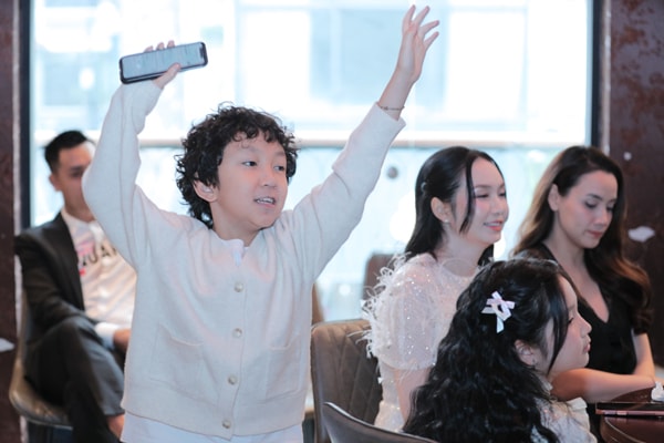 Tuấn Hưng có 4 tháng rơi vào 'cận trầm cảm' khi mẹ bị bệnh nặng- Ảnh 4.