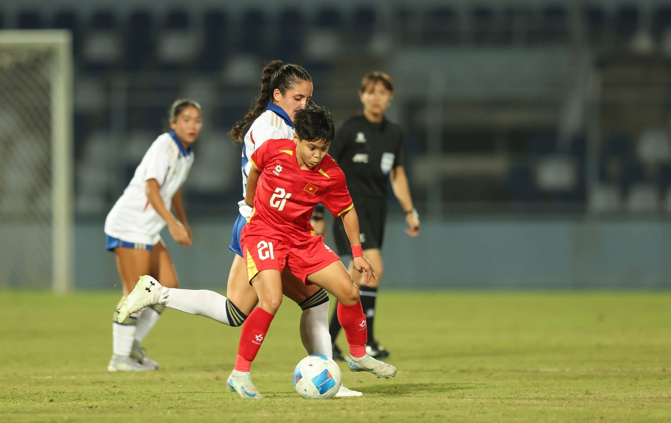 Đội tuyển nữ Việt Nam gặp lại Philippines ở chung kết.