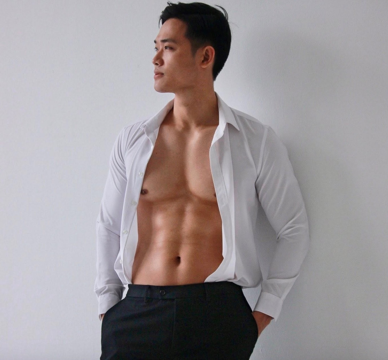 Tân nam vương Manhunt Vietnam sở hữu ngoại hình nam tính.