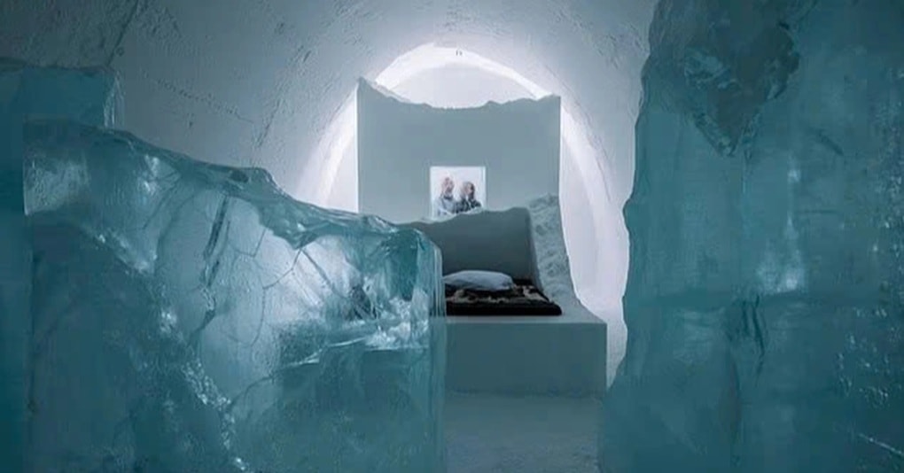 Khách sạn kỳ lạ chỉ tồn tại vài tháng, khách ngủ giữa băng giá -5 độ C - 1