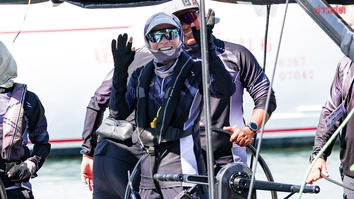 Hoàng hậu Thái Lan cùng đồng đội dẫn đầu ở SEA Games