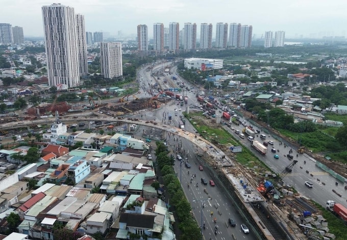 Công trường nút giao An Phú, tháng 10/2025. Ảnh: Giang Anh
