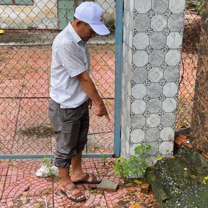 Ông Kiều thực nghiệm hiện trường vụ án. Ảnh: Công an Quảng Ngãi