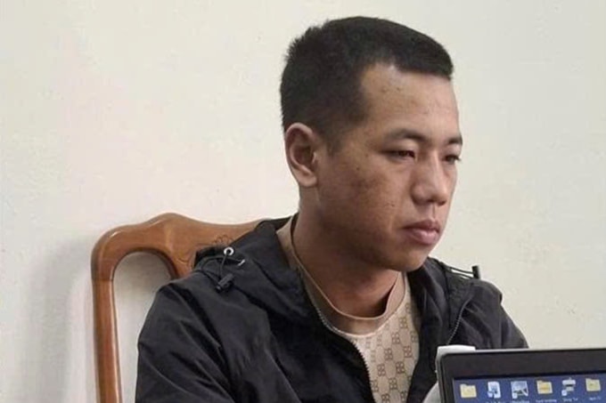 Phạm Văn Thuận tại cơ quan công an. Ảnh: Công an phường Diên Hồng