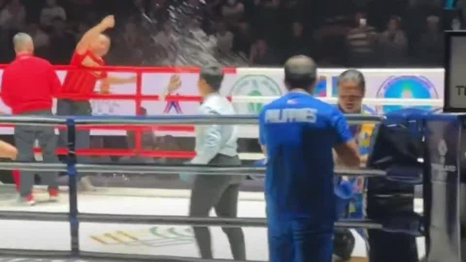 HLV cùng võ sĩ Việt Nam bỏ đấu SEA Games vì bị xử ép