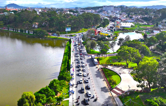 Kết quả bất ngờ về xu hướng du lịch Tết 2026 của khách Việt - Ảnh 1.