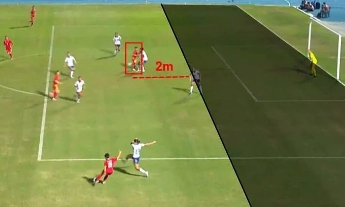 Tình huống Bích Thùy ghi bàn nhưng không được công nhận trong trận đấu Philippines.