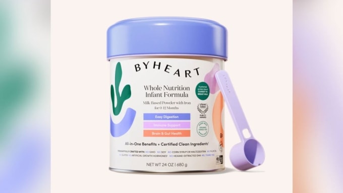 Sữa ByHeart Whole Nutrition Infant Formula. Ảnh: CNN