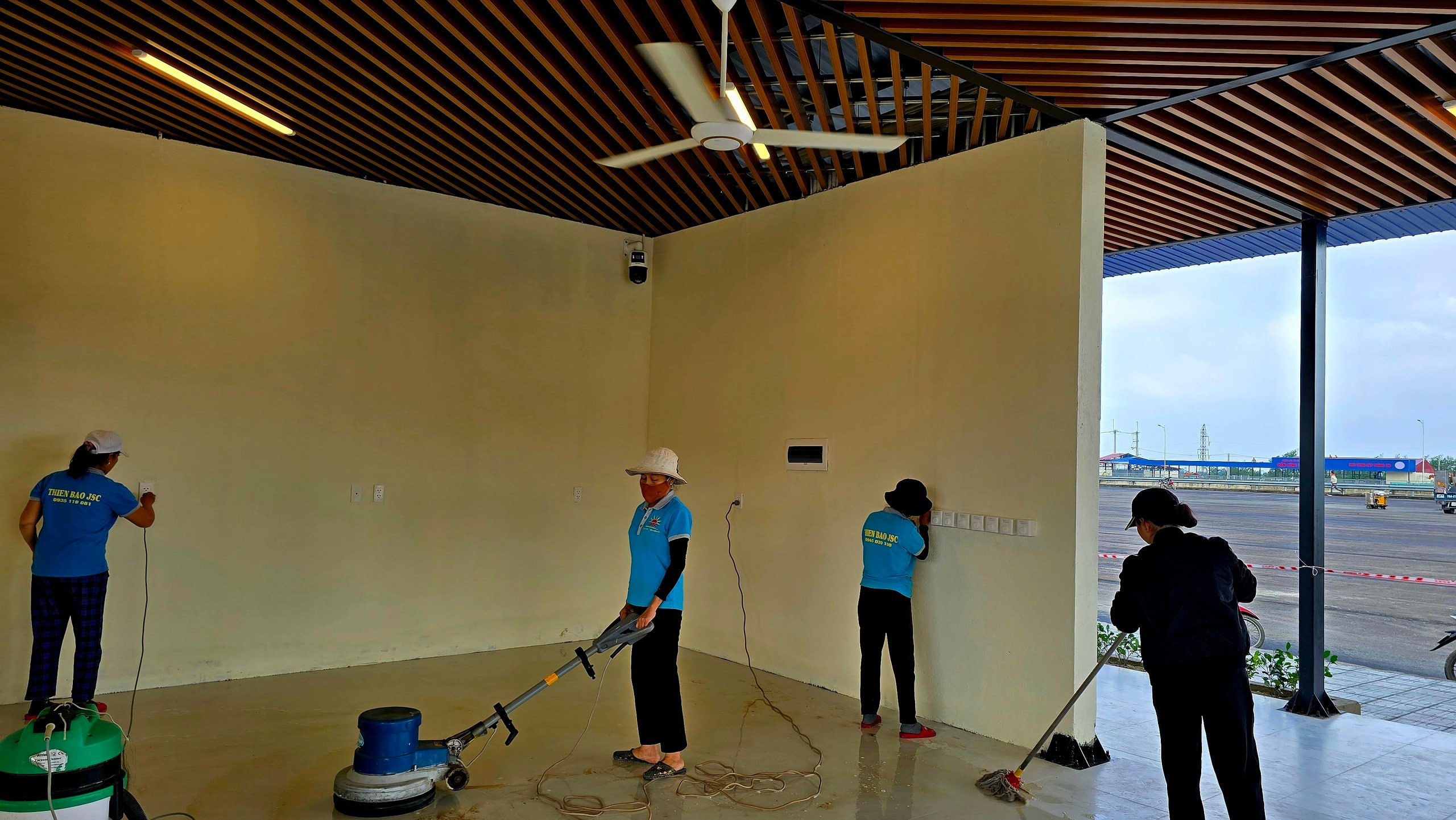 Điểm dừng xe đầu tiên trên cao tốc Đà Nẵng - Quảng Ngãi sắp khai thác - Ảnh 4.