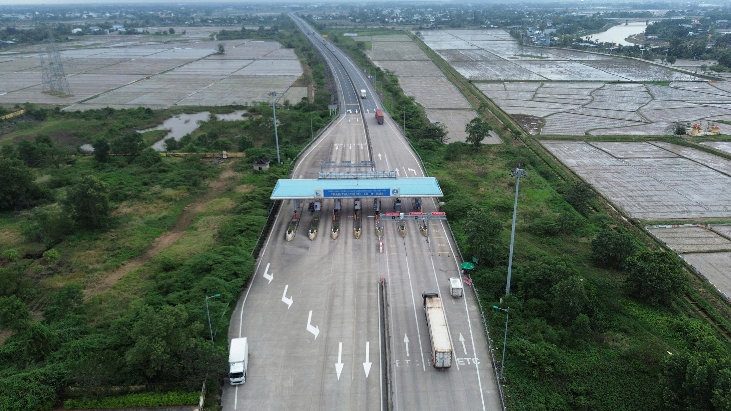 Điểm dừng xe đầu tiên trên cao tốc Đà Nẵng - Quảng Ngãi sắp khai thác - Ảnh 9.