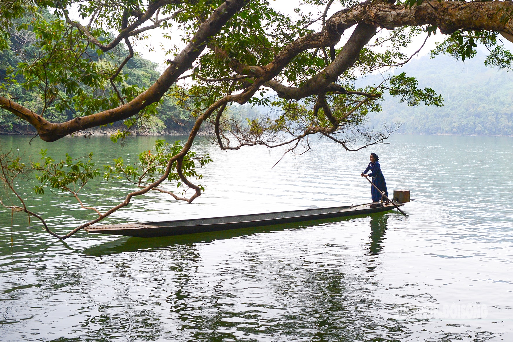 Cô gái 9X kể chuyện giữ gìn vẻ đẹp trang phục Tày- Ảnh 4.