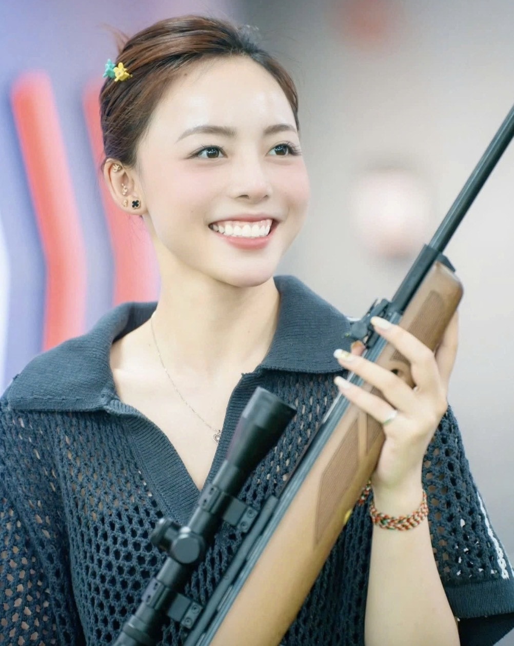 Cũng từ chiến thắng này, cô nổi lên thành