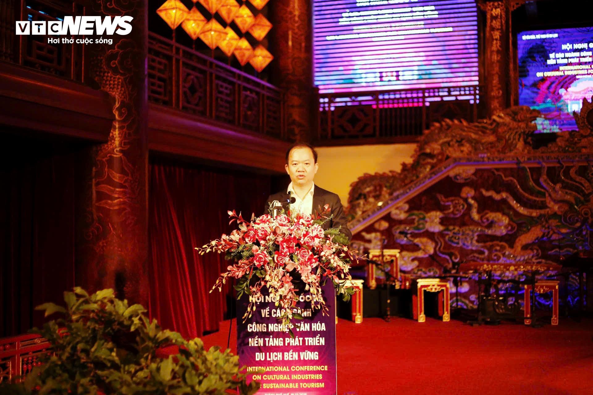 PGS.TS Bùi Hoài Sơn cho rằng, Quyết định 2486/QĐ-TTg của Thủ tướng Chính phủ là chiến lược mở ra không gian phát triển mới về công nghiệp văn hoá tại Việt Nam.