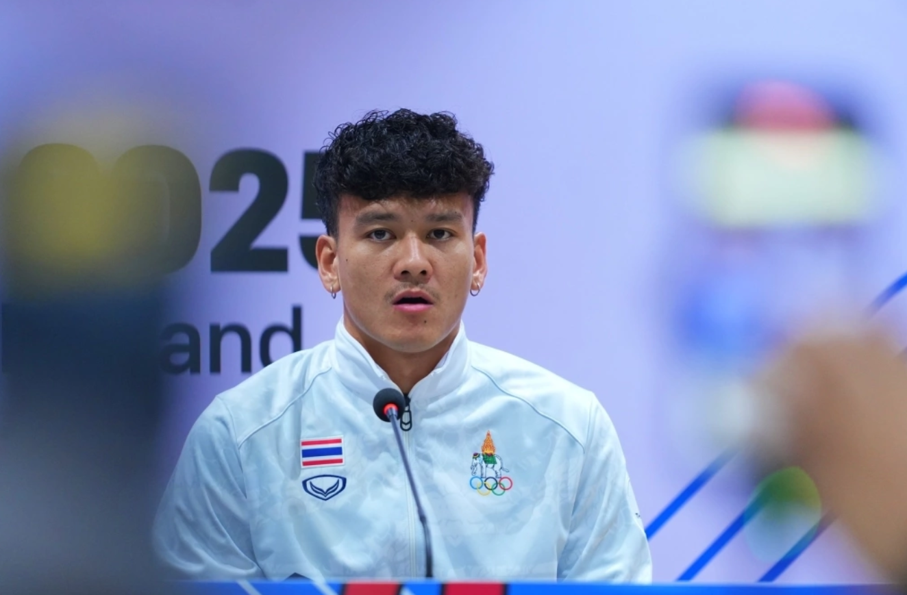 Hậu vệ Chanaphat Buaphan không giấu được nỗi thất vọng. (Nguồn: FAT)