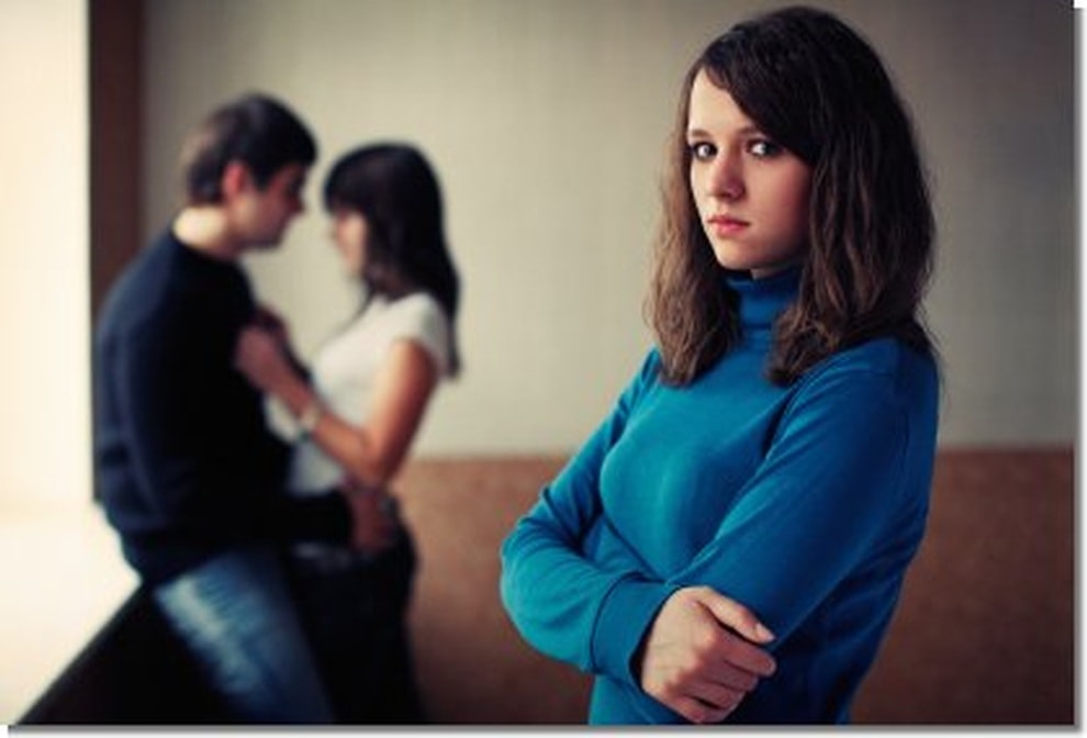 Sau 7 năm sống chung và có 2 con, chồng tôi nói anh ấy yêu người khác - 1