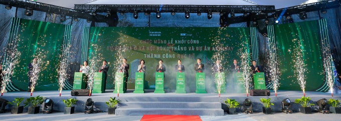 Nghi thức khởi công tòa tháp Aria Bay và dự án nhà ở xã hội Hùng Thắng.