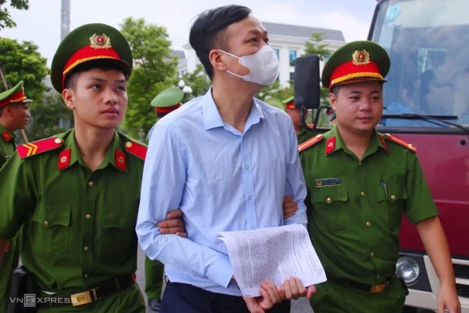 Ông Lê Ô Pích, cựu Phó chủ tịch UBND tỉnh Bắc Giang không kháng cáo vẫn được đề nghị giảm 6-9 tháng tù. Ảnh: Phạm Dự