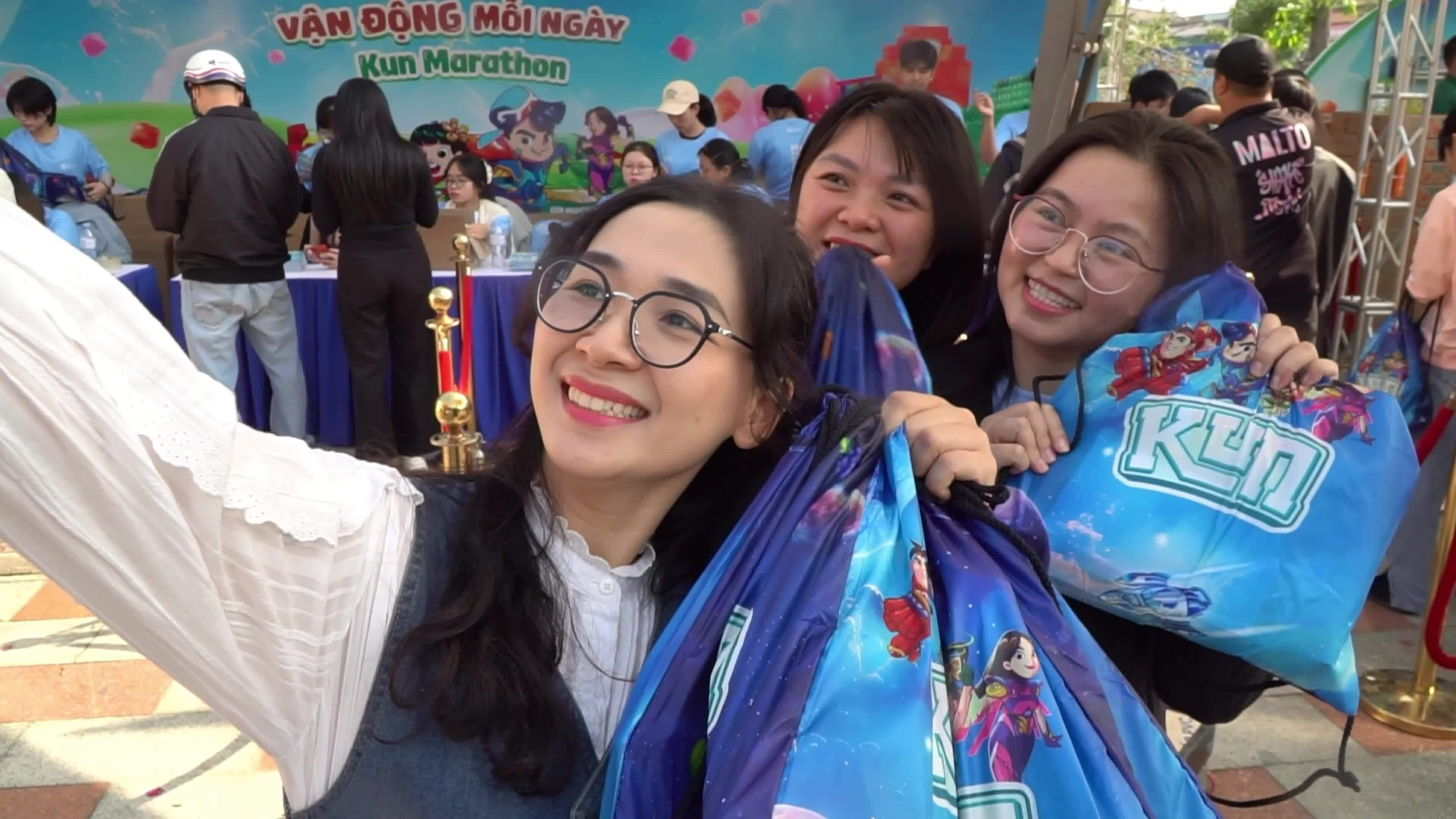 Phụ huynh Hải Phòng hào hứng trước Kun Marathon