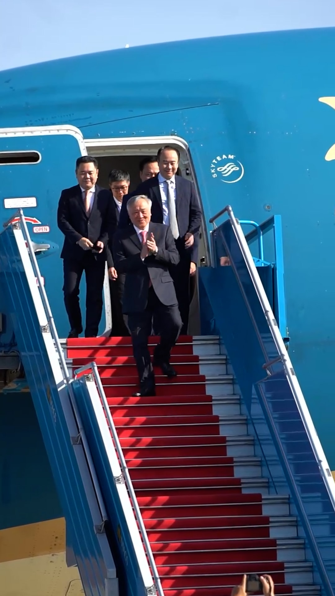 Ba máy bay đáp sân bay Long Thành. Video: Minh Hoàng