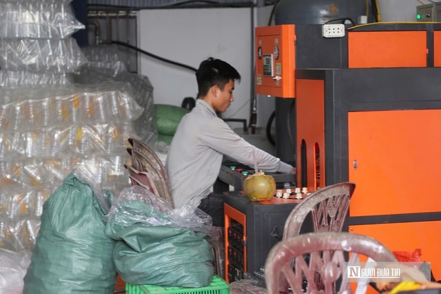 Người đàn ông vùng biển đưa sự mặn mòi của mắm truyền thống đi xa, thu về hàng tỷ đồng/năm- Ảnh 3.