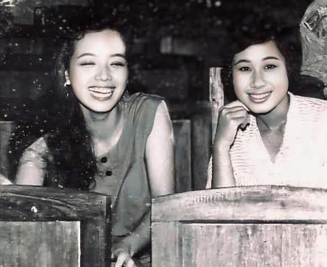 Nữ NSƯT nức danh Hà thành bởi nhan sắc xinh đẹp bất ngờ khoe ảnh hiếm thời trẻ- Ảnh 1.