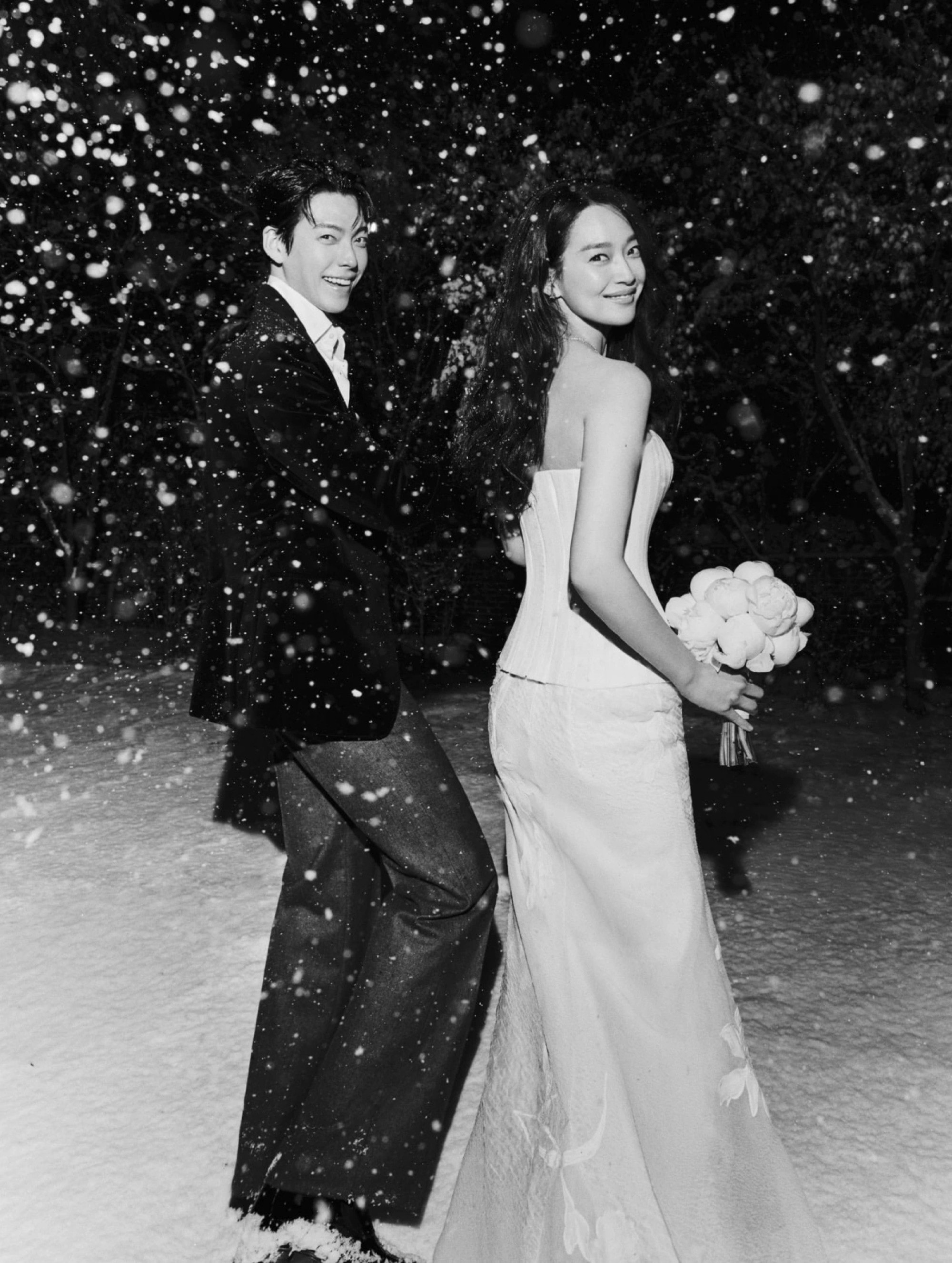 Ảnh cưới tuyệt đẹp của Kim Woo Bin và Shin Min Ah.