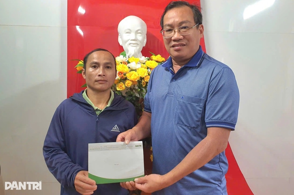 Bạn đọc Dân trí chung tay hỗ trợ xây nhà tặng người dân vùng lũ - 2 Bạn đọc Dân trí chung tay hỗ trợ xây nhà tặng người dân vùng lũ - 2