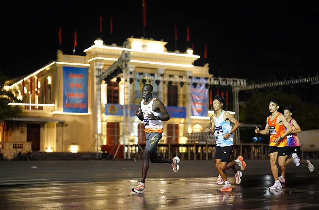 z7348379212697-96583a3699386c9-8916-8796