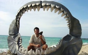 Cô gái tử vong thương tâm khi khám phá tòa nhà bỏ hoang - Ảnh 2.