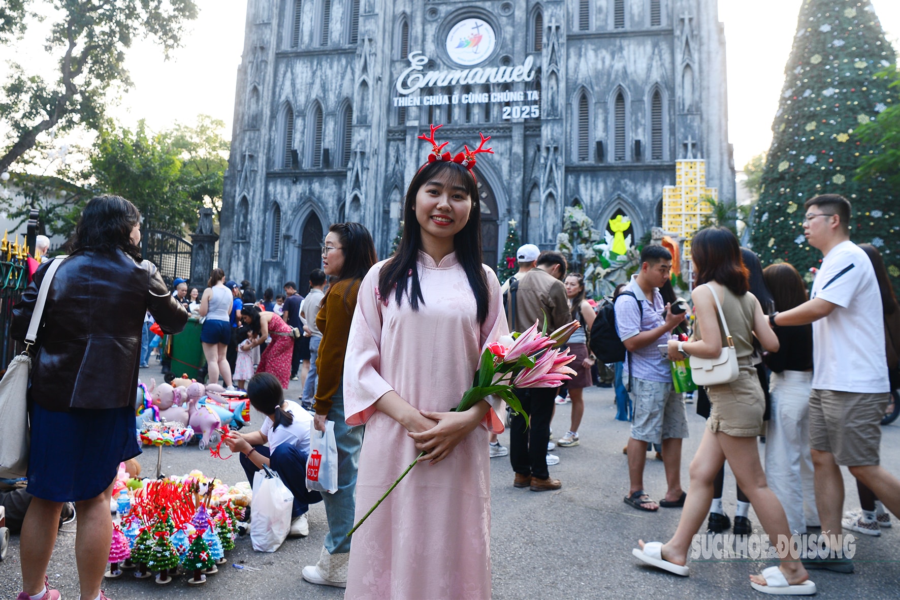 Nhà thờ Lớn mùa Noel - điểm đến của du khách- Ảnh 7.