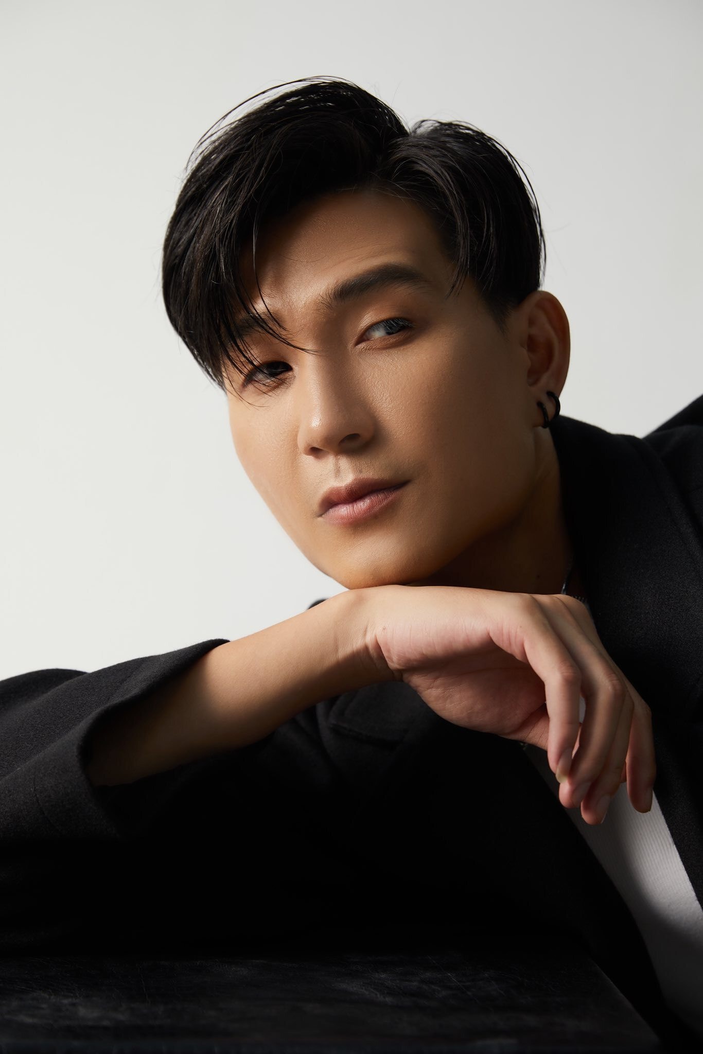 Lê Hải được nhận xét là gương mặt mới đầy triển vọng mới của màn ảnh nhỏ. Nam diễn viên sinh năm 1994 sở hữu ngoại hình điển trai được ví như