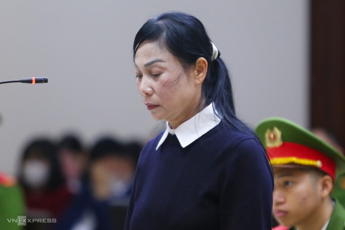 Cựu Bí thư Tỉnh ủy Vĩnh Phúc Hoàng Thị Thúy Lan tại tòa. Ảnh: Phạm Dự
