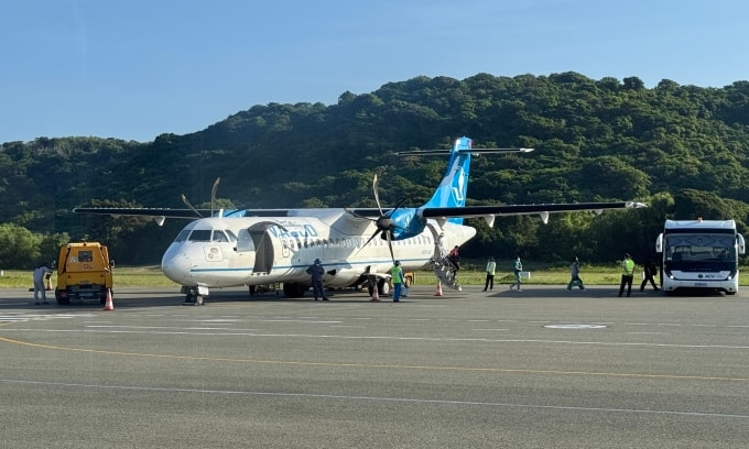 Máy bay ATR-72 tại cảng hàng không Côn Đảo hồi giữa năm 2025. Ảnh: Anh Tú