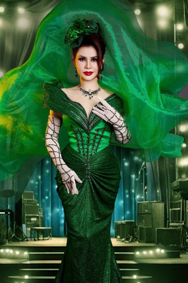 Hoa hậu Diễm Giang rạng rỡ đón giáng sinh, lan tỏa năng lượng tích cực cuối năm - Ảnh 2.