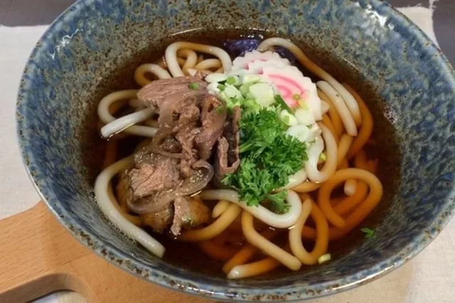 Cụ bà sống thọ hơn 110 tuổi thường xuyên ăn món "vạn người mê", hóa ra món quen thuộc ở Việt Nam - Ảnh 3.