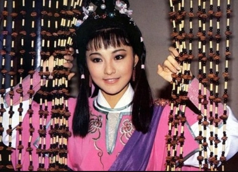 A Thanh học kiếm không phải từ bí kíp võ công, mà từ một con vượn trắng tên là Bạch Lang. (Ảnh: Sohu)