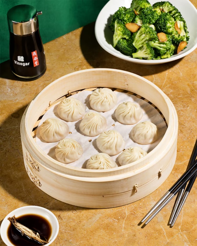 Tiểu long bao, món ăn nổi tiếng nhất ở Din Tai Fung. Ảnh: Din Tai Fung