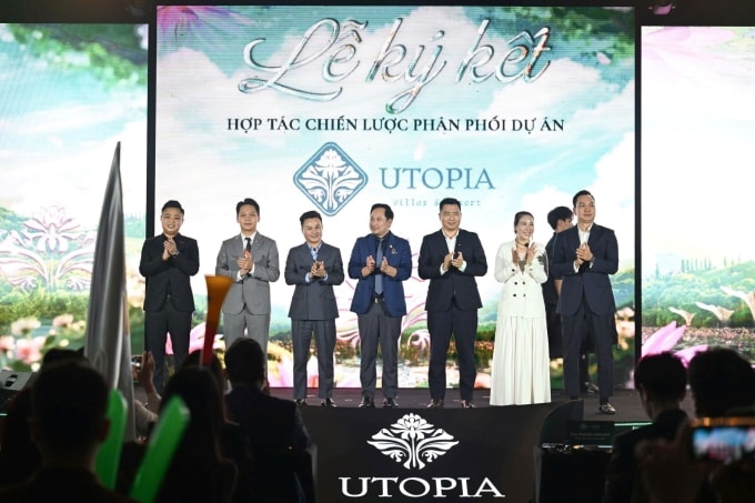 Đại diện 6 đại lý phân phối chiến lược cam kết đồng hành cùng Utopia Villas & Resort. Ảnh: Phú Thành Holdings