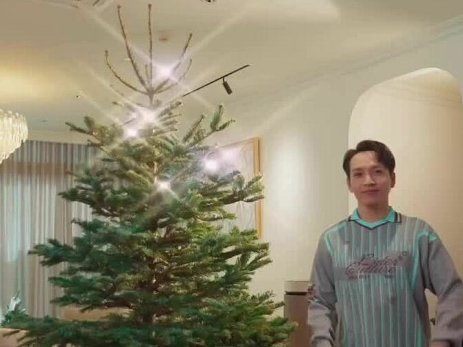Bạch Công Khi trang trí căn hộ đón Noel