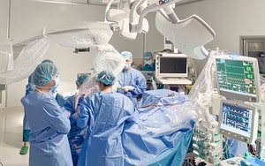 Cơn co giật bất thường hé lộ “vị khách lạ” ký sinh trong não- Ảnh 3.