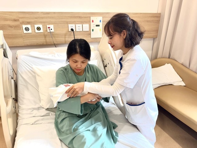 Kích hoạt báo động khẩn,Vinmec Hải Phòngcứusống mẹconthai phụtrong ca cấp cứu tối cấp - Ảnh 1.