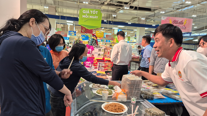 Nhiều cam kết với thực phẩm Tết - Ảnh 1. Nhiều cam kết với thực phẩm Tết - Ảnh 1.