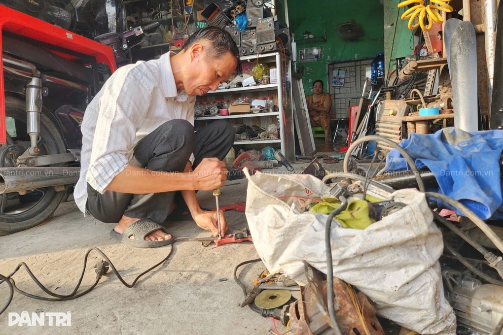 Vợ chồng cùng mắc án tử, con gái muốn bỏ học để cứu cha mẹ - 1