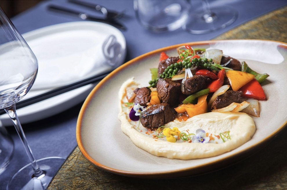 Mỹ vị ẩm thực Việt trong thực đơn gọi món của Vietnam House Restaurant - 5