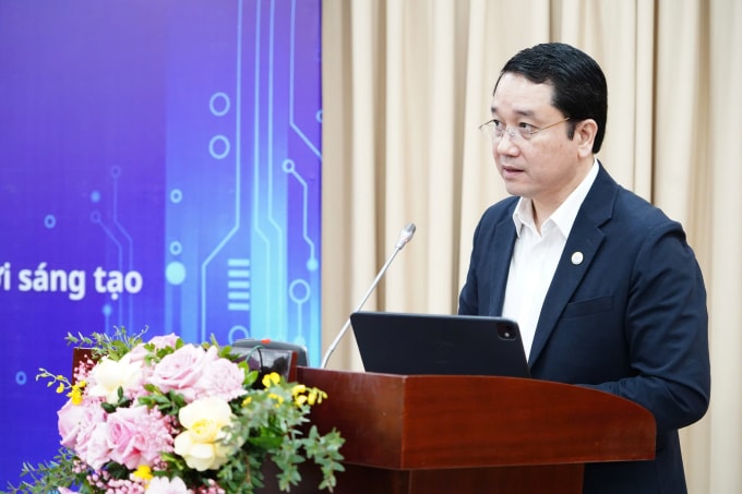 Ông Đào Ngọc Chiến chia sẻ tại hội thảo về ứng dụng và phát huy hiệu quả Cổng Sáng kiến, do Bộ Khoa học và Công nghệ, sáng 24/12. Ảnh: Thùy Linh