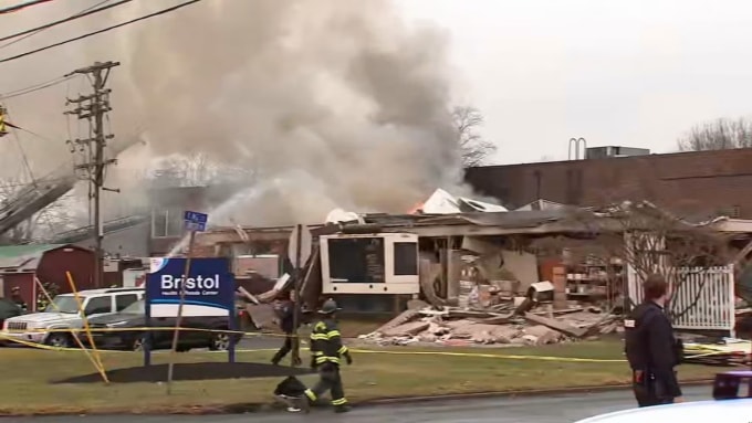 Hiện trường vụ nổ ở viện dưỡng lão Silver Lake tại thị trấn Britsol, bang Pennsylvania, Mỹ. Ảnh: WPVI