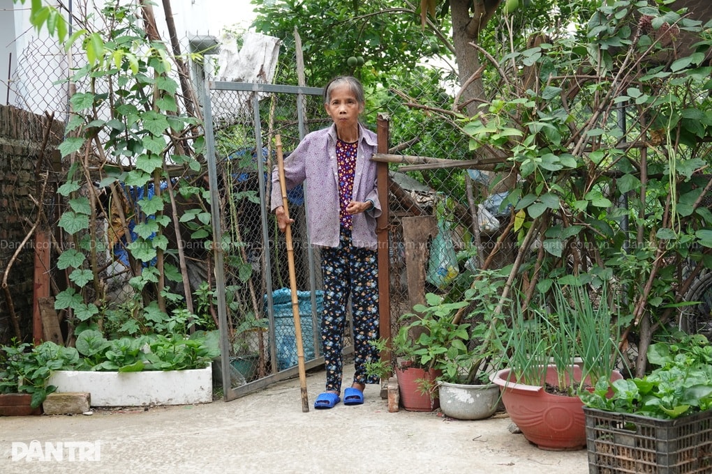 Người phụ nữ khuyết tật sống cô độc mong vòng tay nhân ái sẻ chia - 4